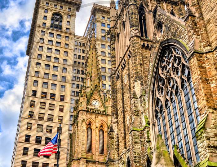 Trinity Cathedral And First Presbyterian Church In Downtown Pittsburgh, Pennsylvania
