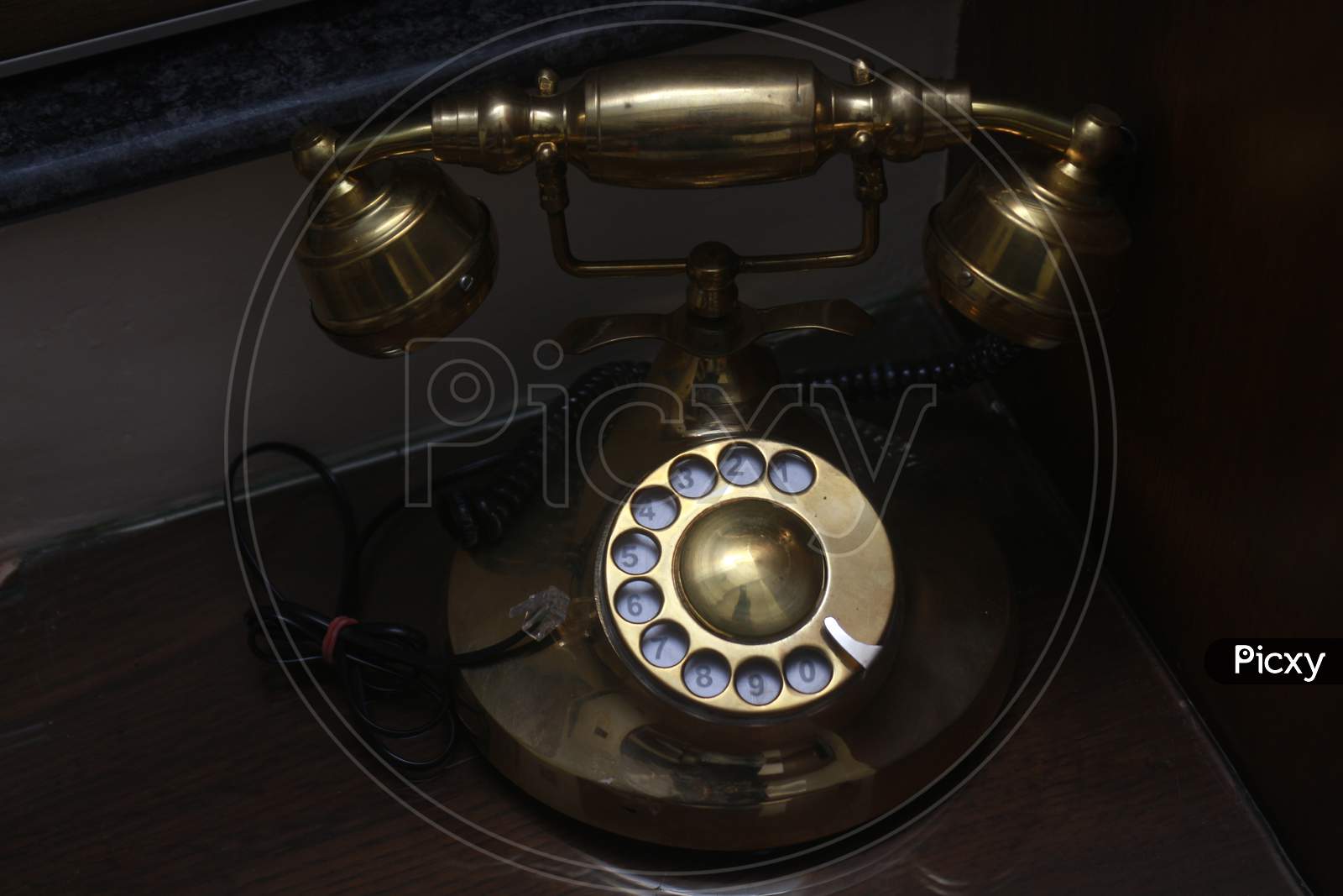 old phone with a rotary dial