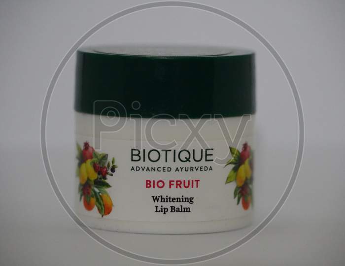 Biotique Whitening Lip Balm Jar With A Green Lid On White Background. Ayurveda Product Which Includes Fruits. Bio Natural Product. : Udaipur India - March 2020