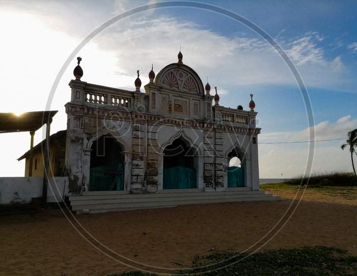 Beautiful Old Dargah Mosque In The Beach, Kappaladi