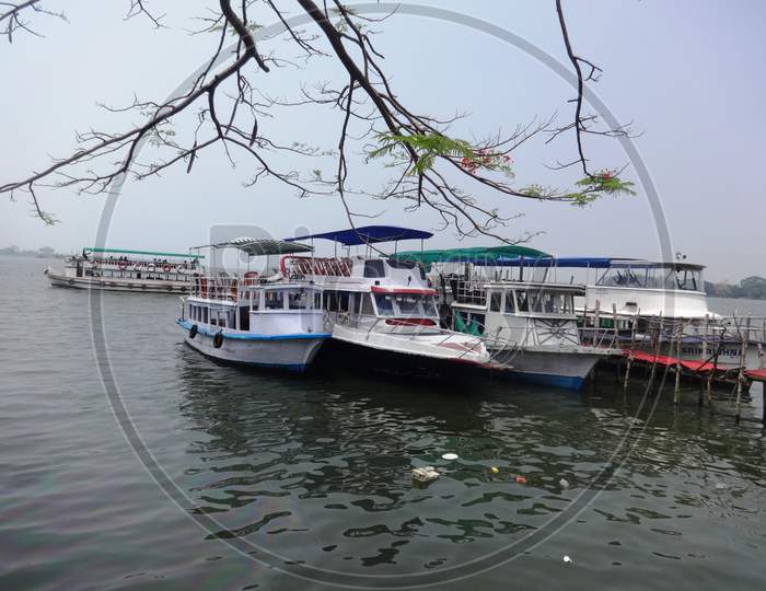 ferry service in Kochi