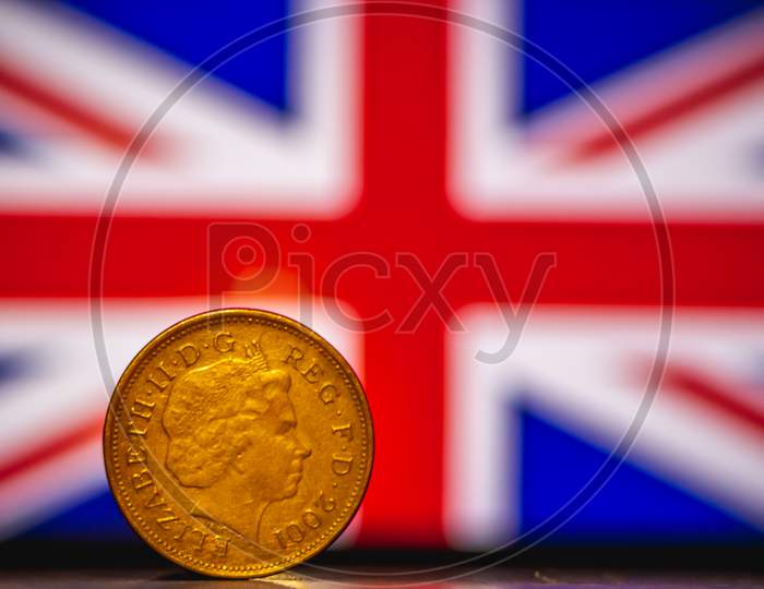 British Coin 2 Pence (2001) Isolated On (Uk) United Kingdom Flag Background With Space For Copy Text. Front Side Of Two Pence Coin. England Coins Collectors World Wide.