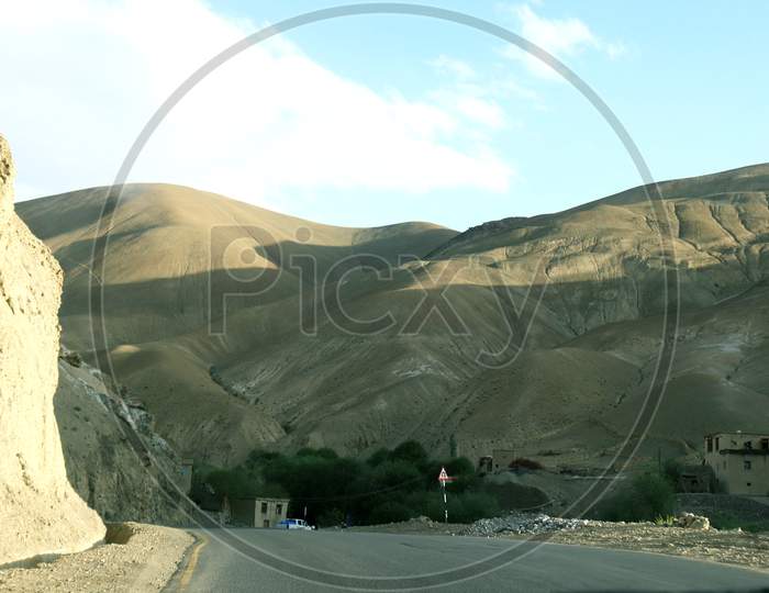 Roads  In The Valleys of Ladakh With Hills in Background