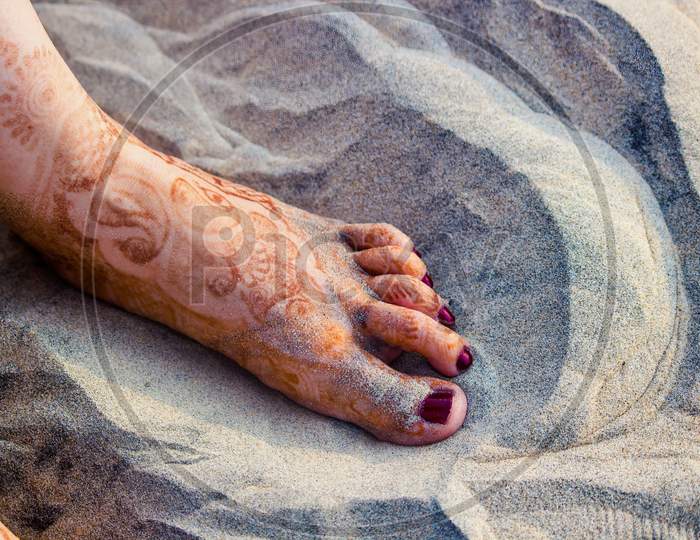 Faded henna on A Foot
