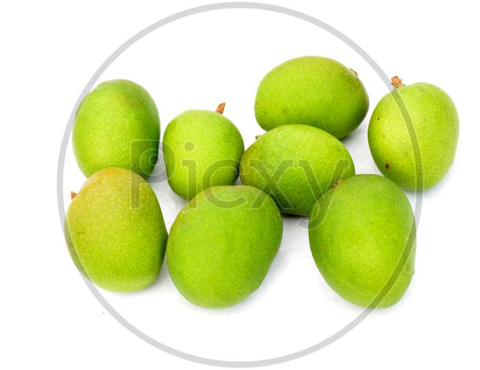 bunch the ripe green mango isolated on white background.