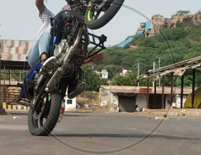 bike stunt