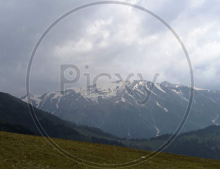 a beautiful landscape view from Padri Pass