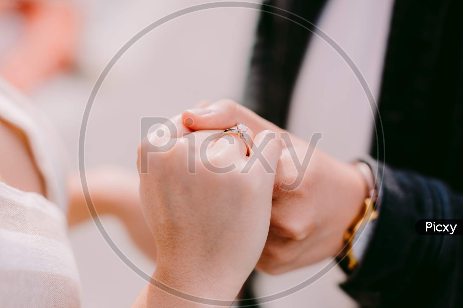 Buy HUG RING two hand to hug symbol ring | 3 ring combo | adjustable love  proposal ring | velantines special ring siver, black, gold color hug ring  combo at Amazon.in