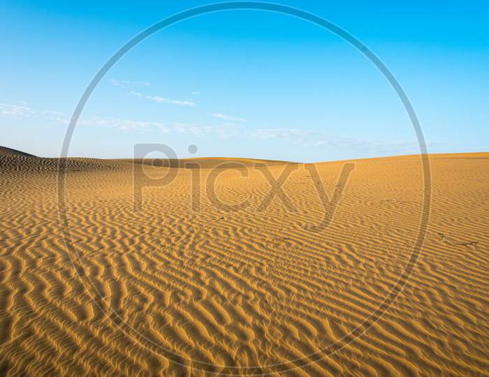 Patterns on Sam sand dunes in Thar desert, Jaisalmer, Rajasasthan, India.