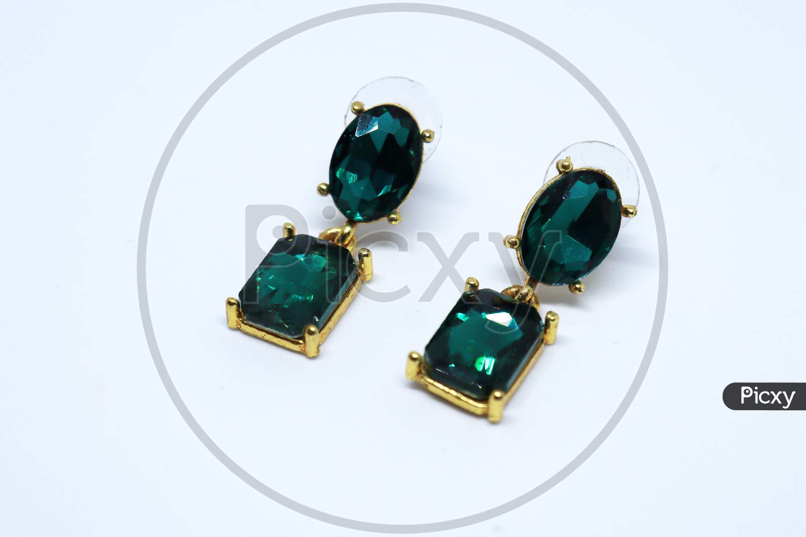 Beautiful designer fancy Green Crystal earrings pair for woman fashion