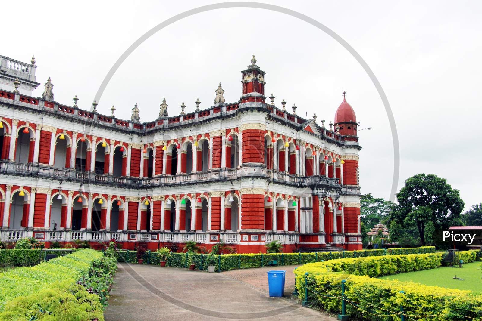 1600px x 1067px - Image of Cooch Behar Palace, also called the Victor Jubilee Palace.  Ancient, classic. Cooch Behar Rajbari in West Bengal, India-LI008392-Picxy