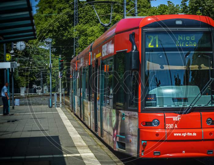 Frankfurt,Germany - May 16,2020:Moerfelder Strasse This Is The Red Tram Line 21 On The Final Destination, Which Rides From The Stadion To The Nied Church.