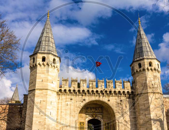 Gate Of Greeting (Middle Gate) Of Topkapi Palace In Istanbul