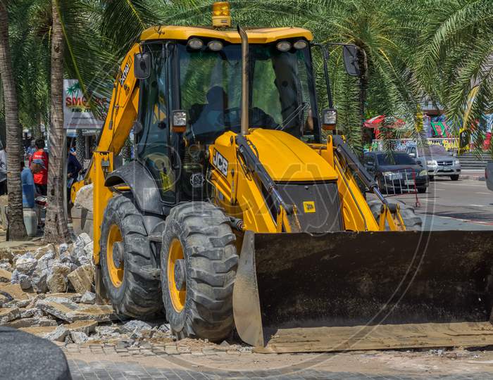 Pattaya,Thailand - October 17,2018: Beachroad Opposite Soi 6 Workers Started To Dig Holes Into The Ground For Replacement.