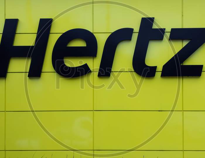Stuttgart,Germany - January 19,2018: Moehringen This Is A Hertz Store Near The Si-Centrum.It'S An International Car Rental Company,Which Does Business All Over The World.