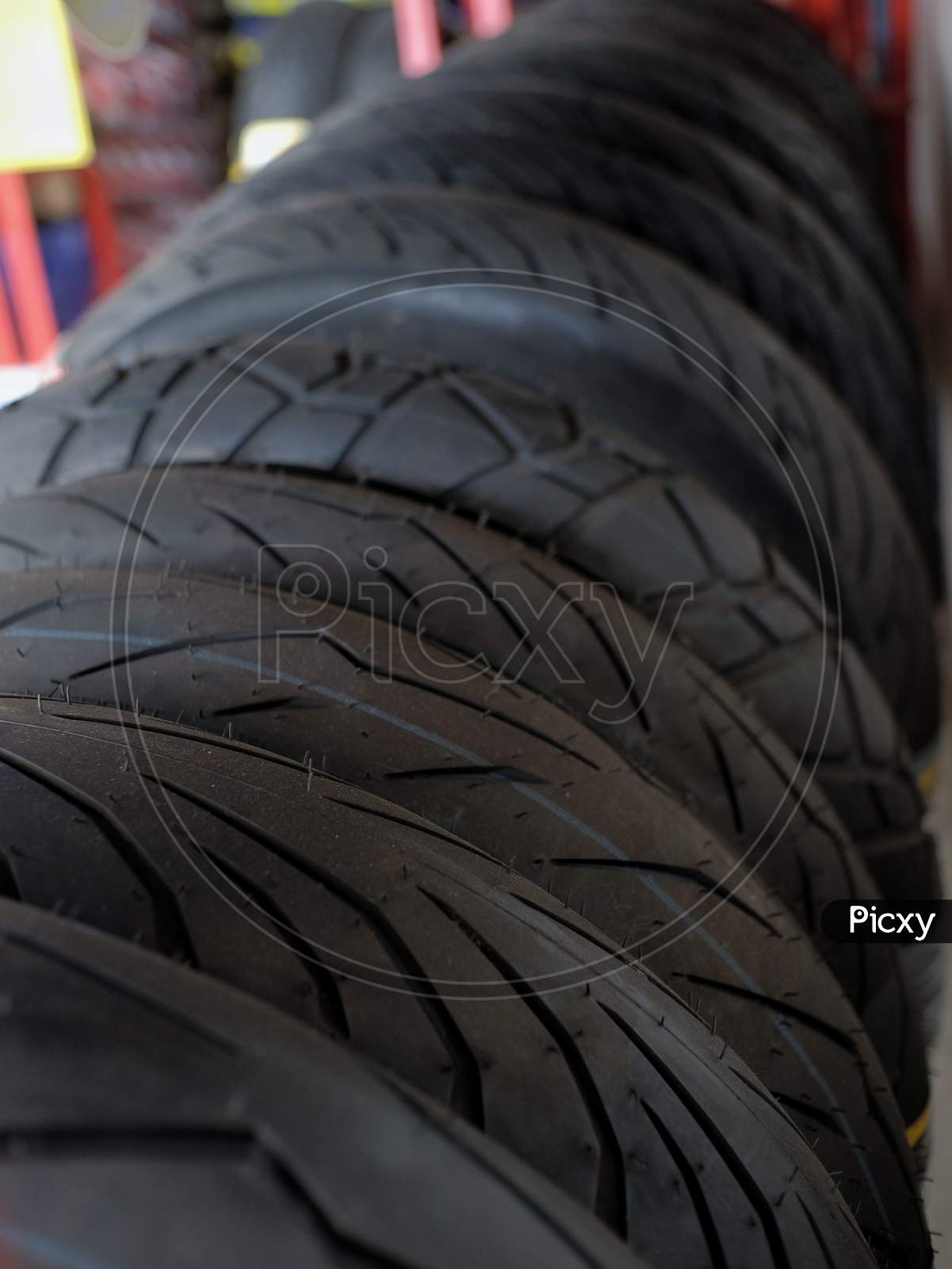 Motorcycle tires with a variety of motives
