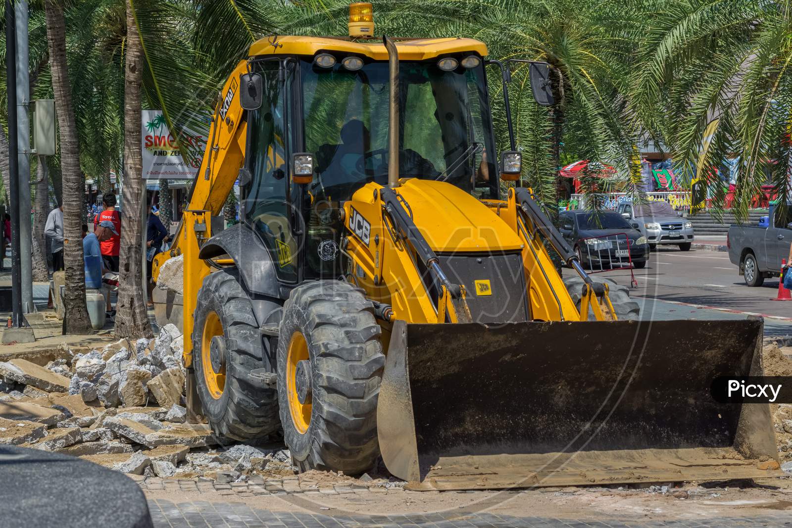 Pattaya,Thailand - October 17,2018: Beachroad Opposite Soi 6 Workers Started To Dig Holes Into The Ground For Replacement.