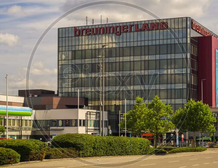 Sindelfingen,Germany - July 29,2018: Breuninger Land This Is A Mall Of The Fashion Company,Which Is Popular For Its Expensive Clothes.