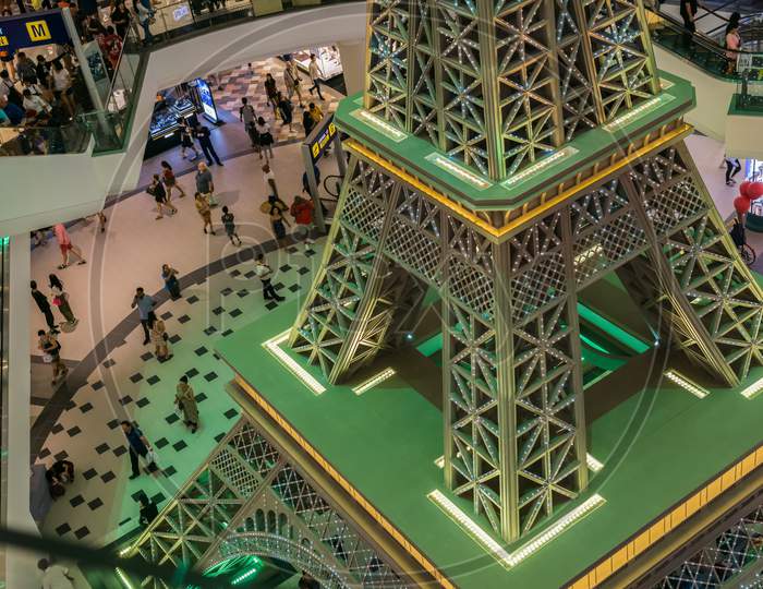 Pattaya,Thailand - October 19,2018: Terminal 21 This Is A Smaller Replica Of The Eifel Tower.It Reaches From The Ground Floor To The Roof.Terminal 21 Is A Big,Modern Shopping Mall With Many Shops And Restaurants.