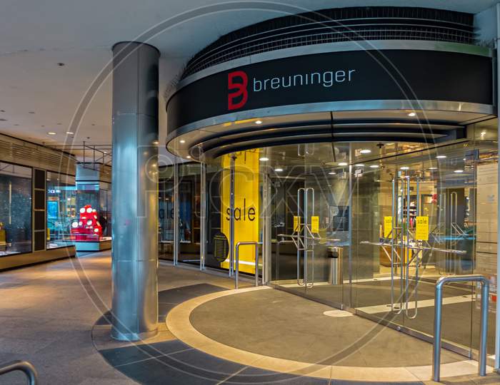 Stuttgart,Germany - January 12,2018: Holzstrasse This Is The Entrance Of Breuninger,A Famous And Expensive Warehouse,Which Is Specialized In Clothes.It'S In The Centre Of The City.