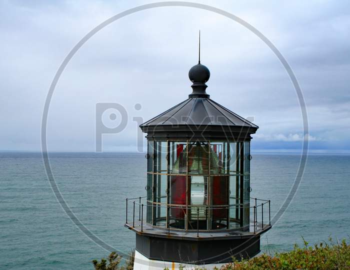 Cape Meares Lighthouse (Or 00451)