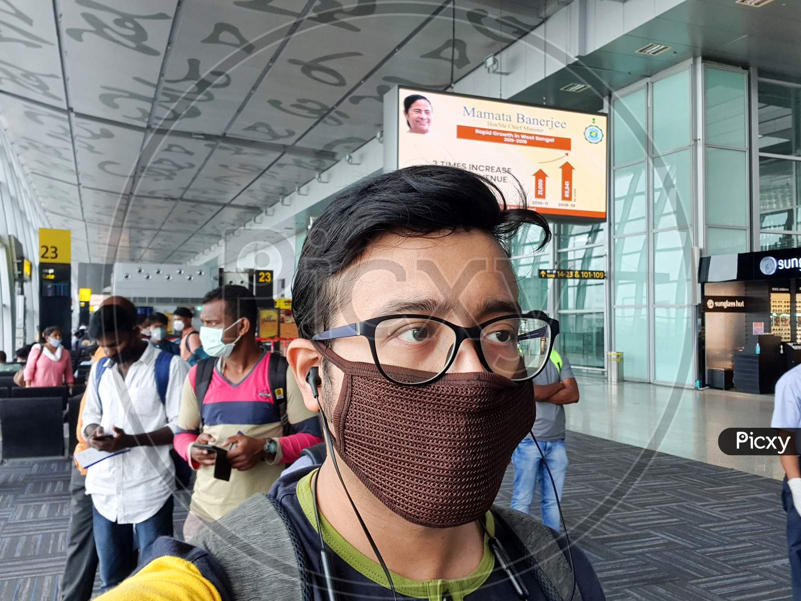 6Th June 2020- Netaji Subhas Chandra Bose International Airport, Calcutta, India-Passengers With Facemask And Shield As Flight Services Resume At Calcutta Airport Post Lockdown