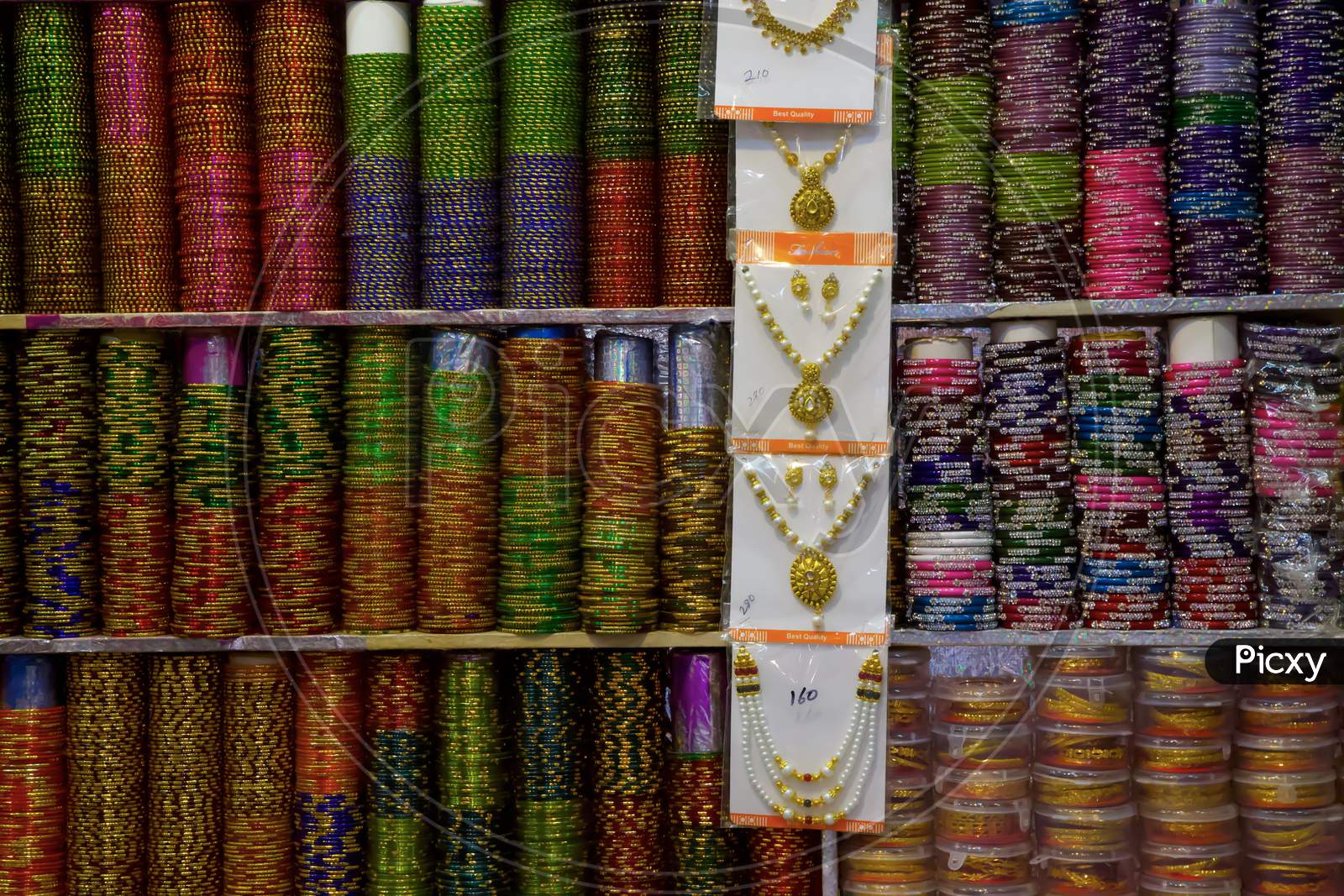 Bangles And Jewellery For Sale At Panjim Market, Colourful Bangles And Necklaces For Sale At Panjim Market, Goa India .