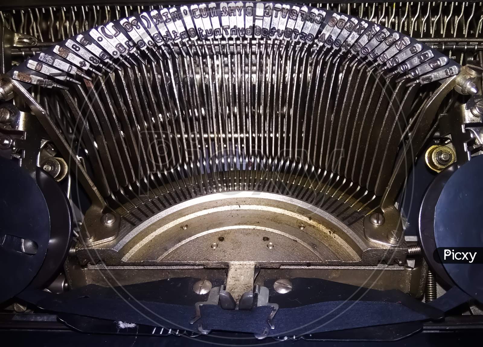 Strokes of typewriter machine