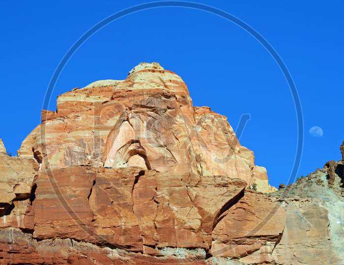 Moon Over Capitol Reef National Park (Ut 01531)