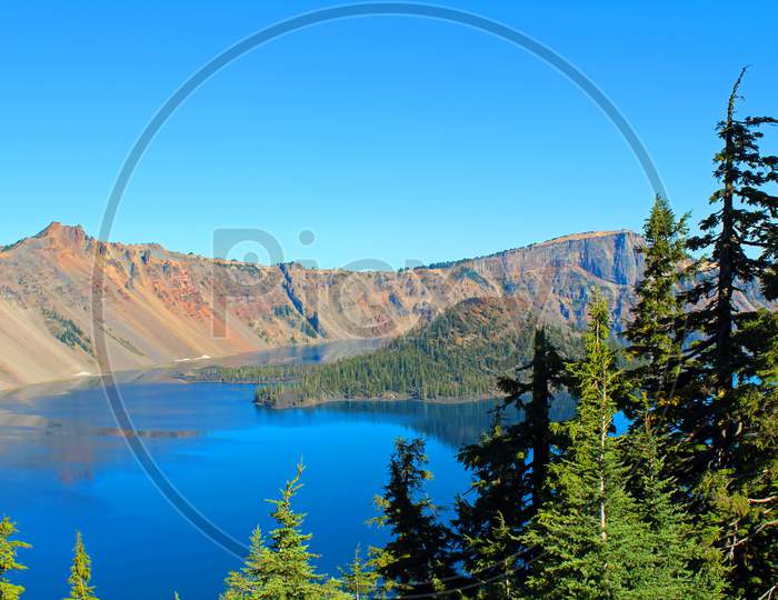 Crater Lake National Park (Or 01115)