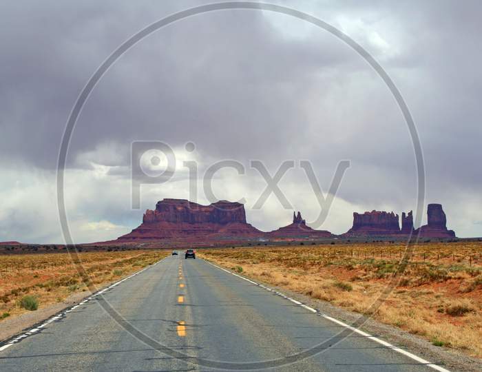 Highway To Monument Valley Ut 02565
