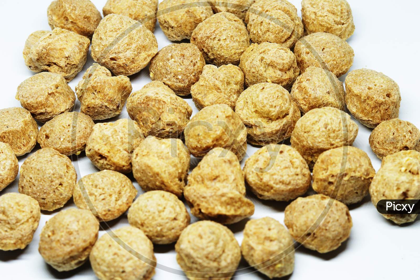 Image of Soya protein chunks used in vegetarian and vegan food ...