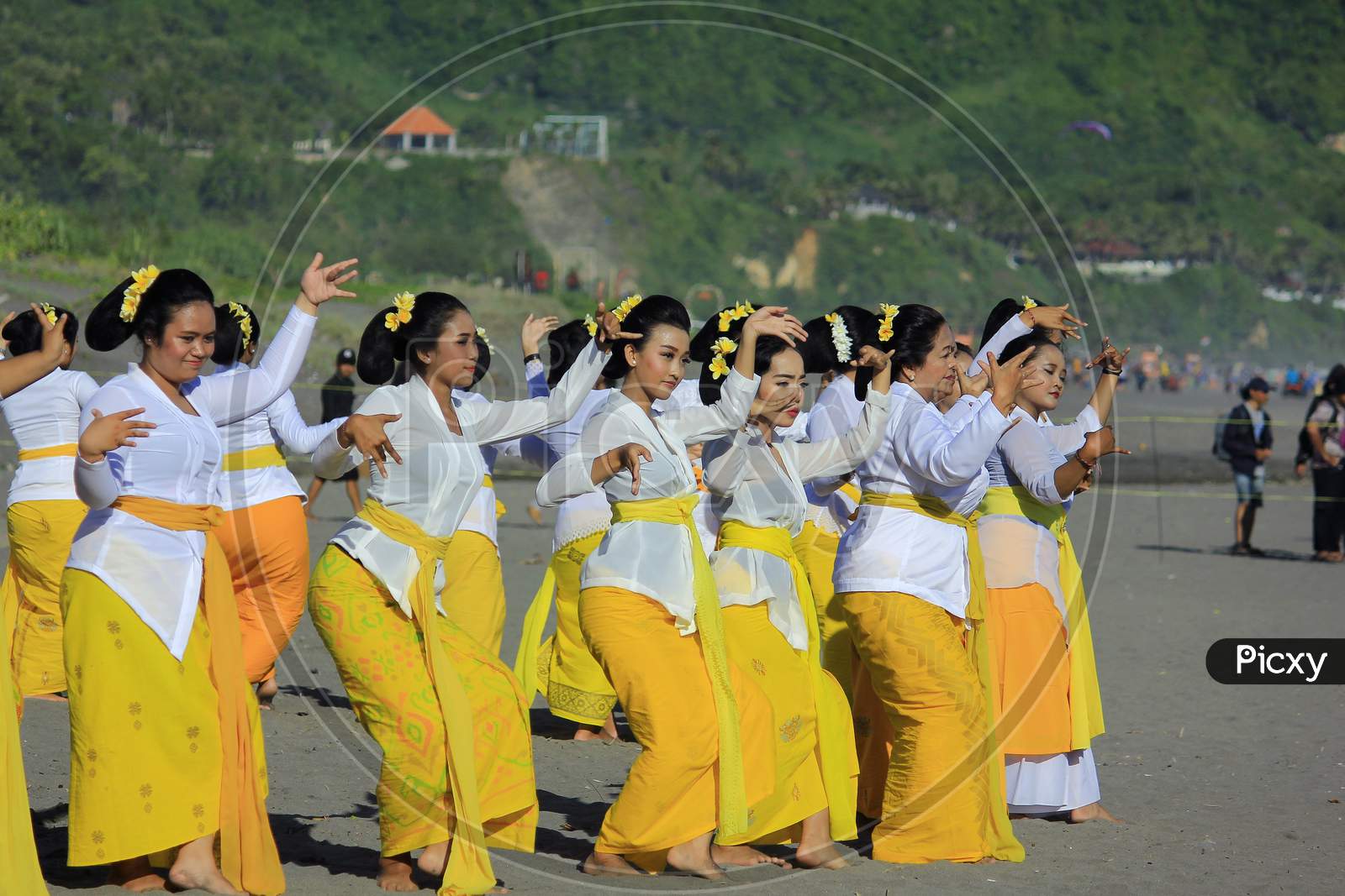 Hindus Rejang danced at the Melasti ceremony before Silent Day