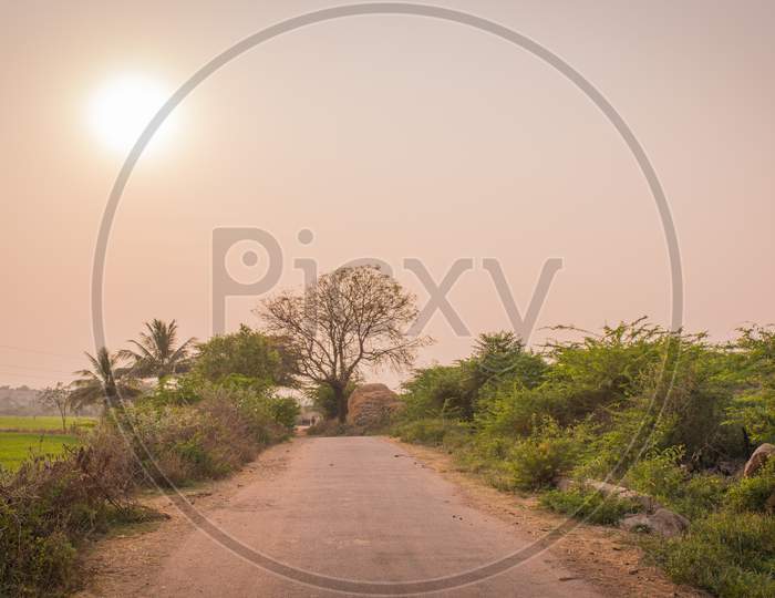 Sunet Along The Road Village Side Of India