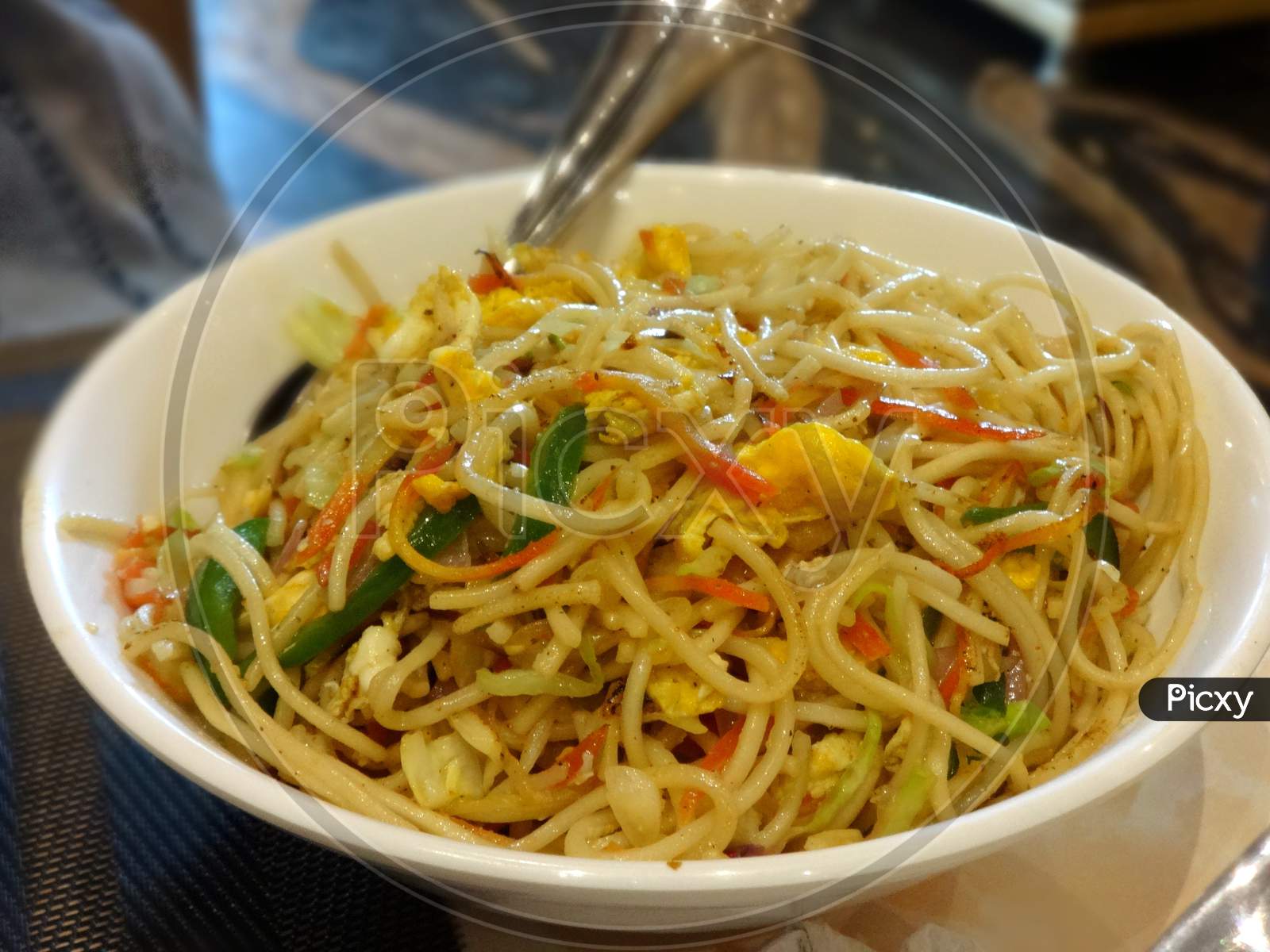 Ingredients cuisine fideo chowmein dish food