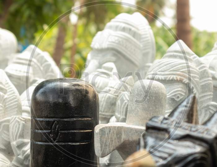Stone Shiva Linga Sculpture'S Selling On The Road Side Of The Hampi, India