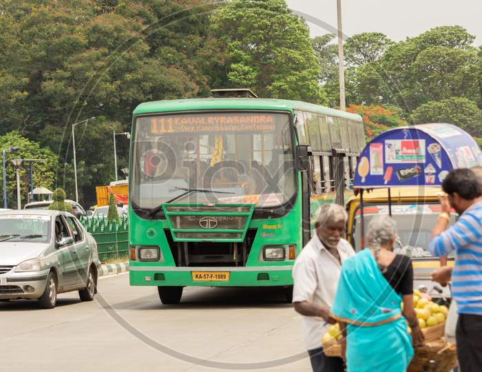 Bangalore, Karnataka India-June 04 2019 : Bengaluru City Local Bmtc Bus With People Near Vidhana Soudha, Bengaluru, India.