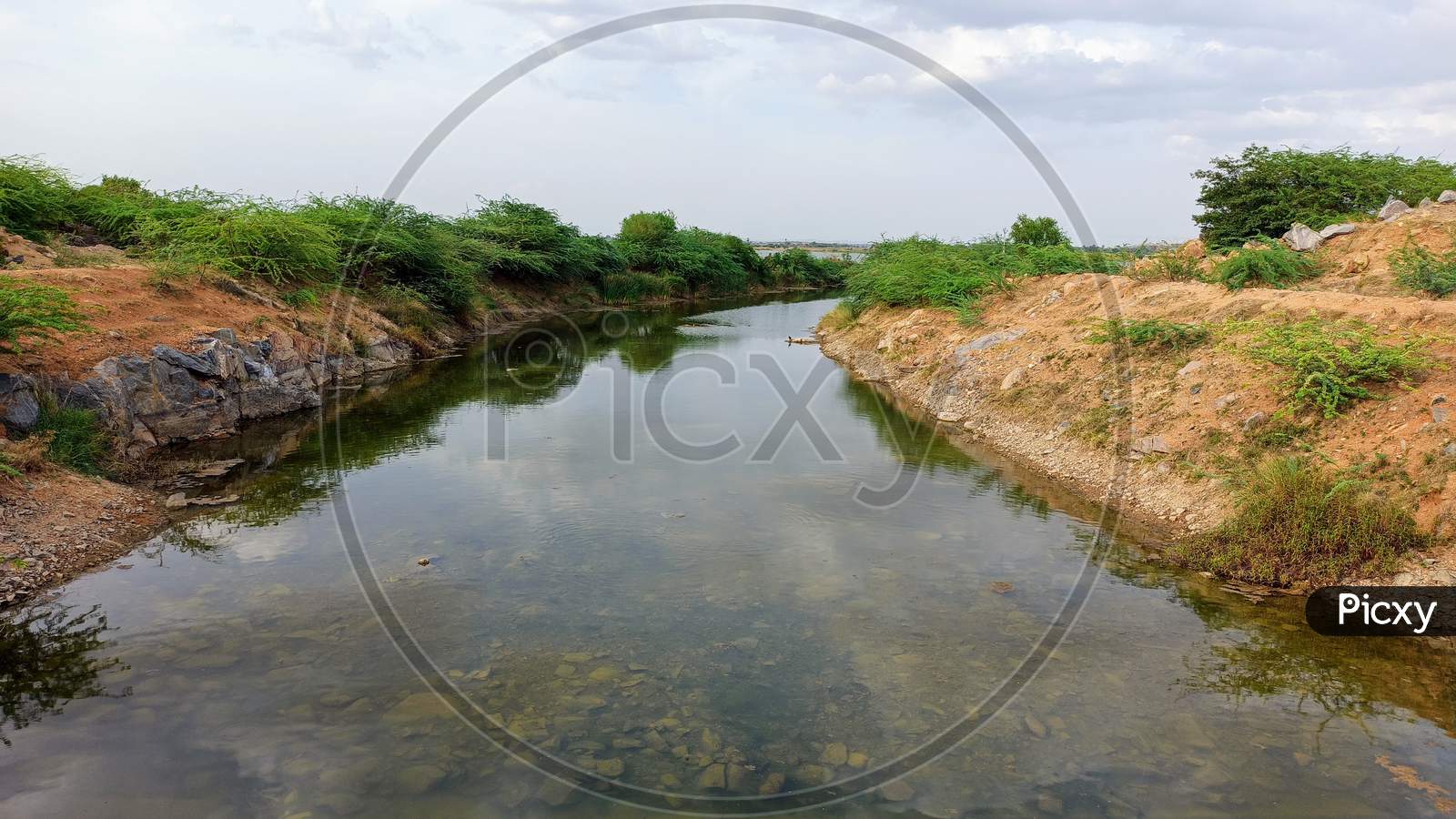 Jurala Left Main Canal Krishna Water Coming From Jurala To Ramanpadu Reservoir Mahabubnagar