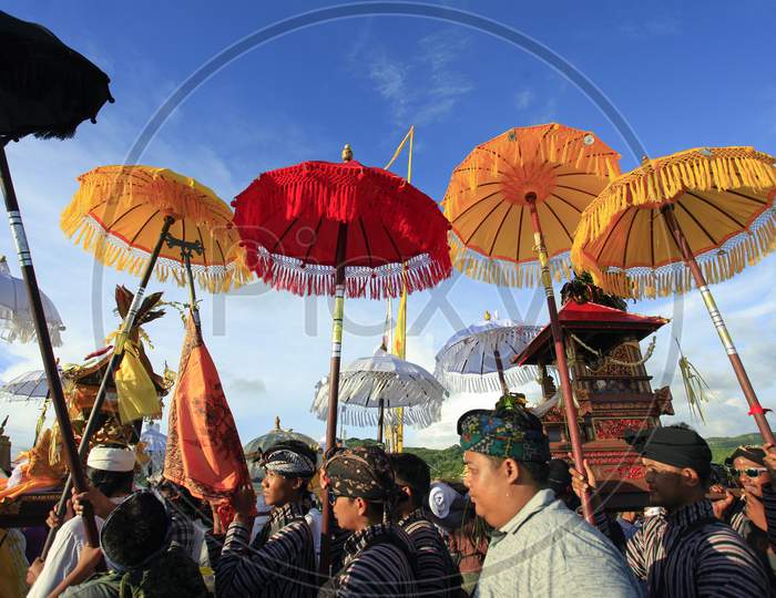 Hindus perform  Melasti ceremony