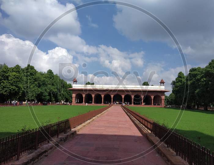 Mughal made architecture at red fort delhi