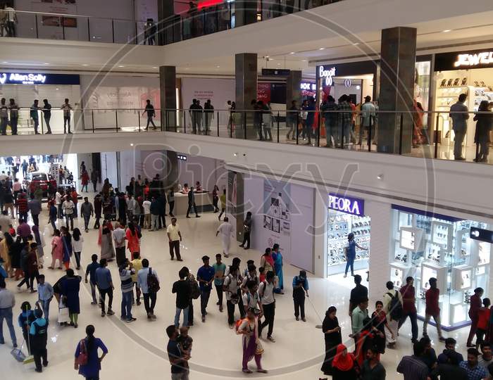 20/12/2019-Trivandrum, India: The Inside View Of Mall Of Travancore Crowded With People In Trivandrum, Kerala, India.