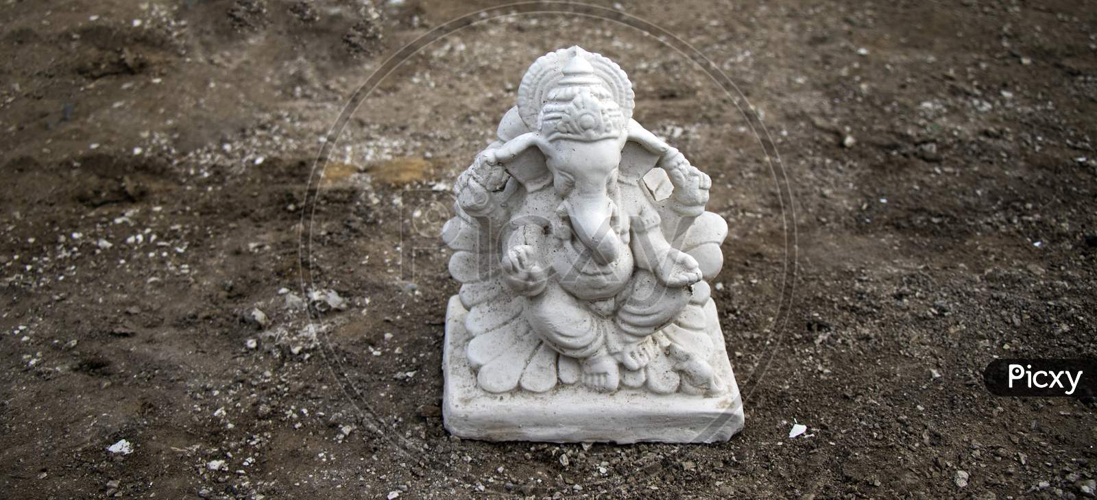 Lord Ganesha Statue