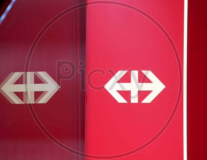 Sbb / Cff / Ffs (Swiss Federal Railways Company) Symbol Reflected