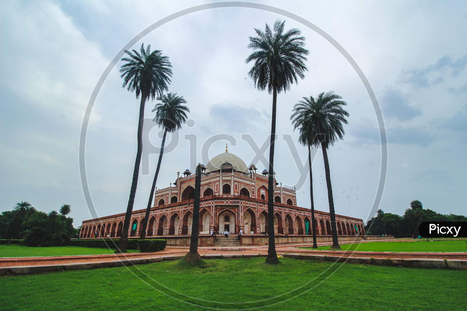 Landscape Of Humayun'S Tomb In Delhi During Monsoon