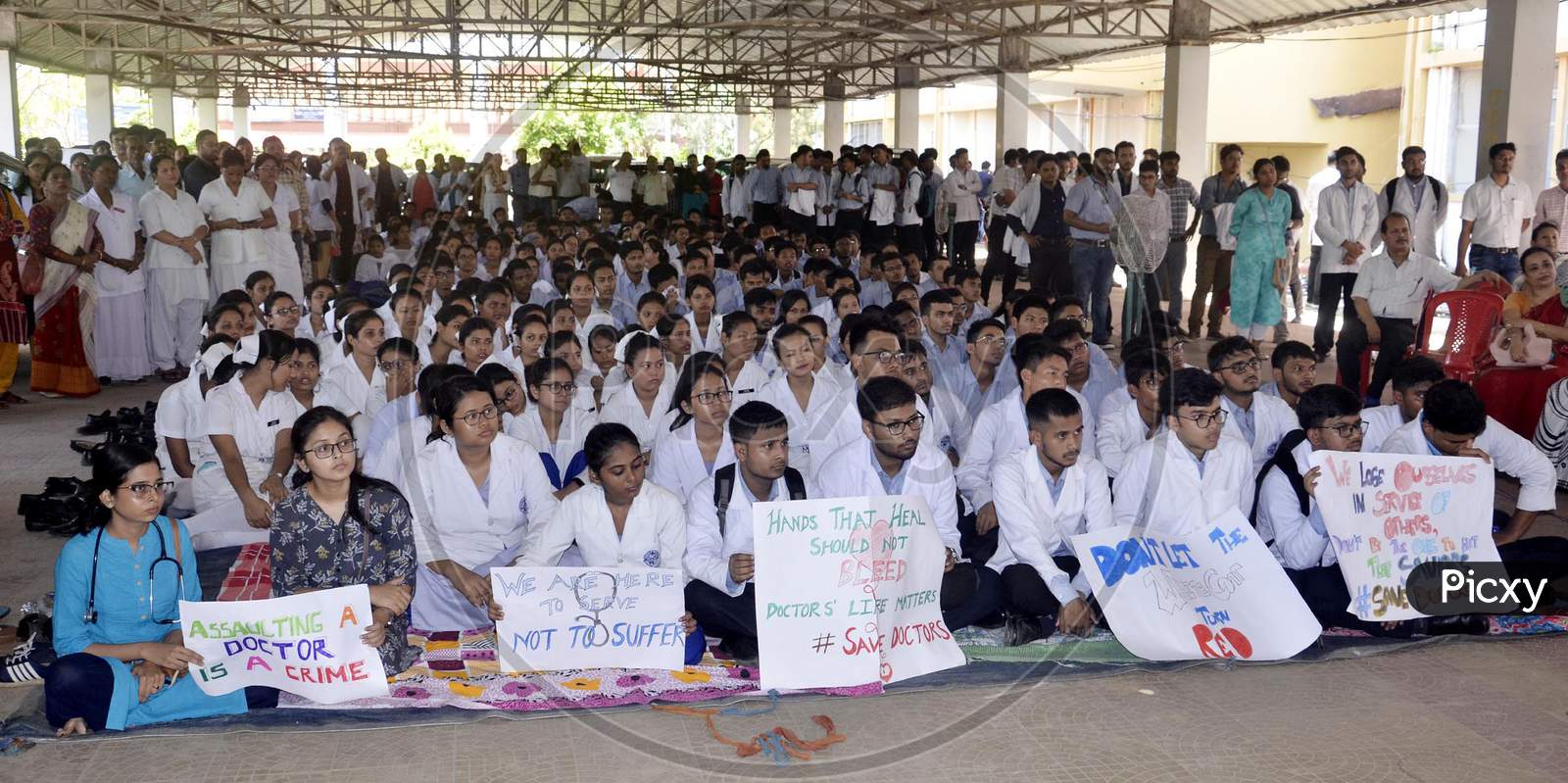 Guwahati Medical College Students Union Along With Doctors And Nurses Staging A Protest Demonstration Demanding Justice Of A Senior Doctor Deben Dutta Was Thrashed To Death By A Tea Garden Worker'S Of  Teok Tea Estate In Jorhat, In Guwahati On Tuesday, 03 September 2019.Photo:Hafiz Ahmed