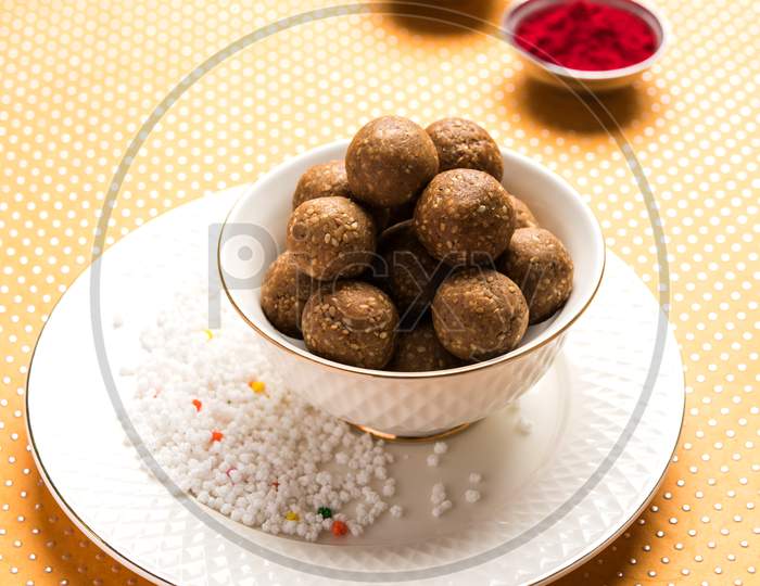 Til Gul OR Sweet Sesame Laddu with Sugar ball Crystals and haldi kumkum