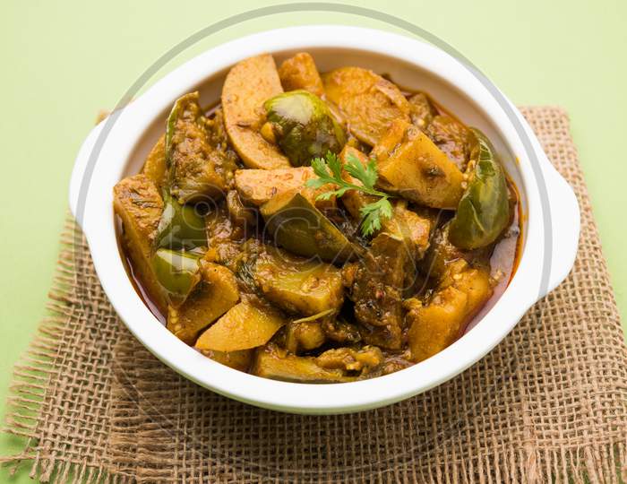 Baingan or Brinjal Sabzi / Eggplant Curry