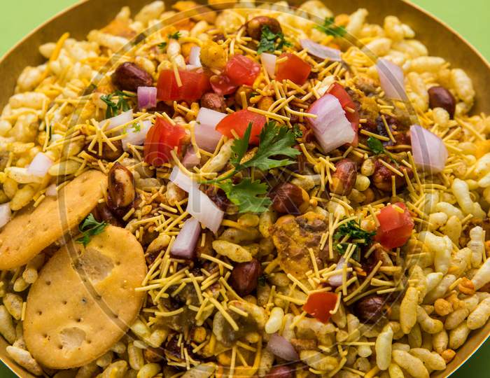 Bhel Puri chat in paper plate