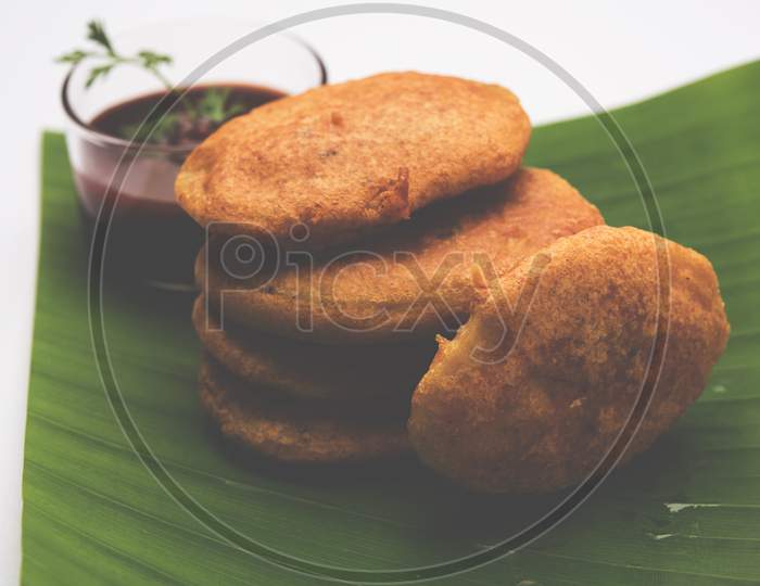 Potato Pakora OR Aloo Pakoda