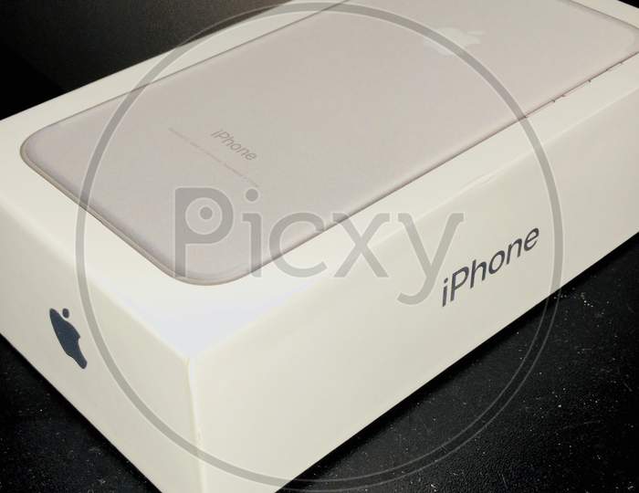 A box of iphone 7